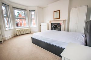 Bedroom- click for photo gallery